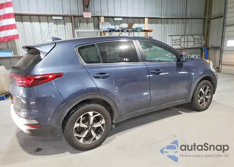2020 Kia Sportage Lx z USA, uszkodzony, nr VIN KNDPMCAC3L7797742